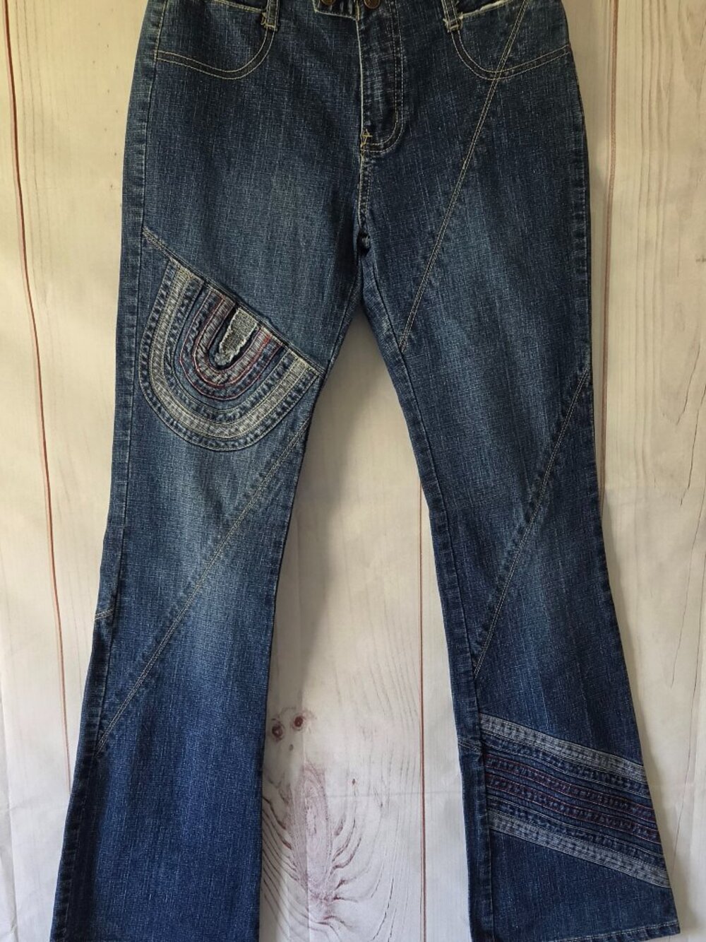 Neeso Premium Jeans, Y2K, Women’s 3, Angled stitching panels, rainbow embroidery